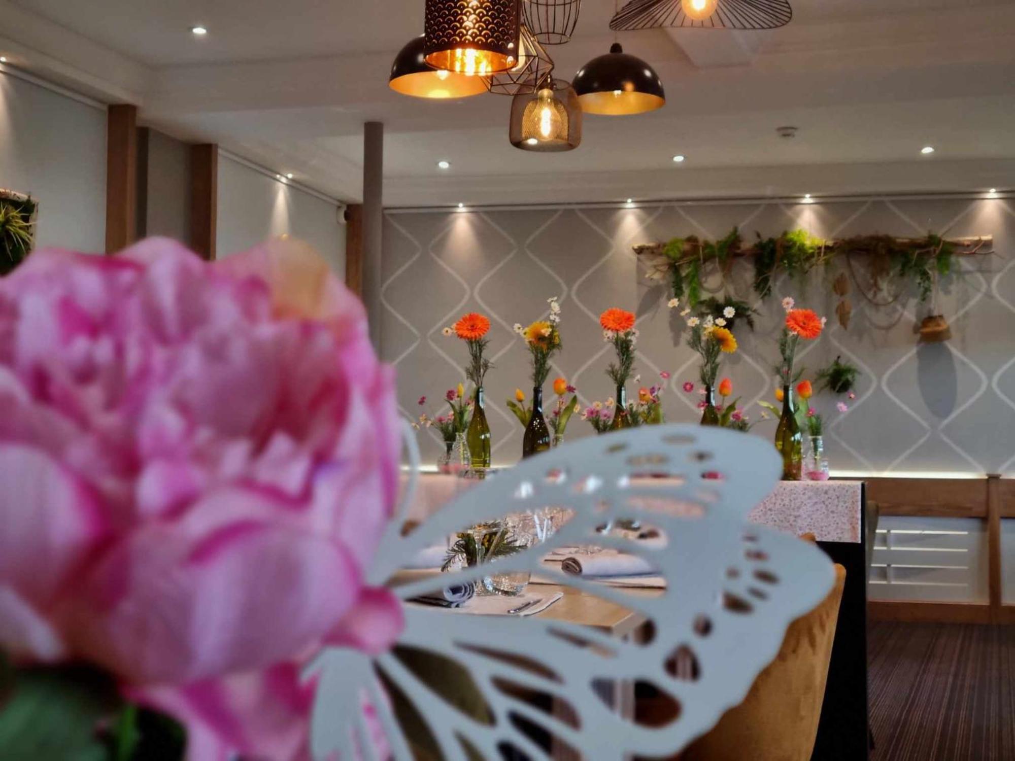 Logis Schaeffer- Restaurant Le Saint Georges Hotel Serrières-en-Chautagne